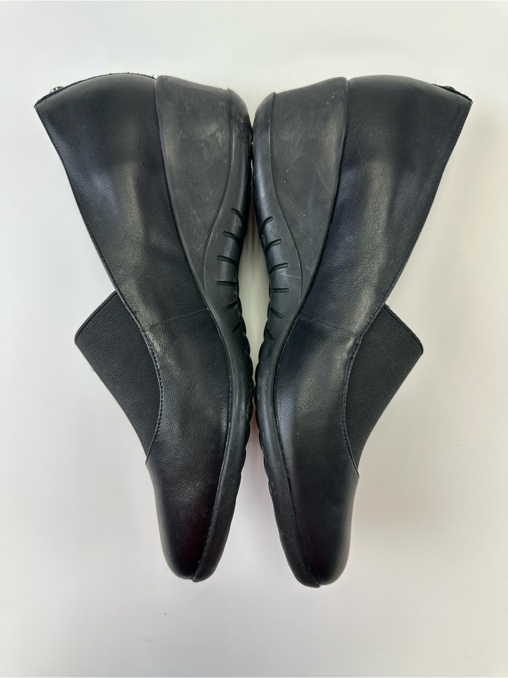 Hush Puppies Black Leather Wide width Low Wedge Shoes Size 9W Workwear Career - Picture 6 of 12
